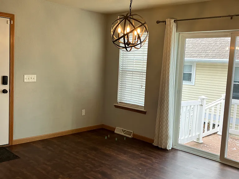 1109 Patriot Way — Photo 5