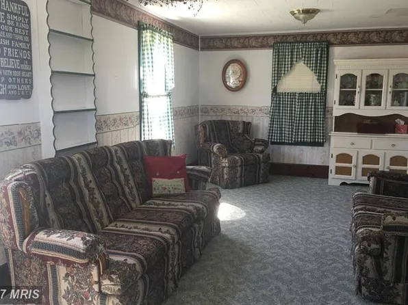 7471 Browns Mill Rd, Chambersburg, PA 17202
