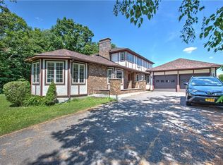 2320 Markland Rd, La Fayette, NY 13084