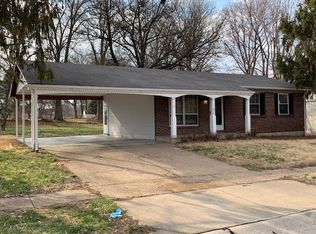 11675 Petite Chalet Dr, Saint Louis, MO 63138