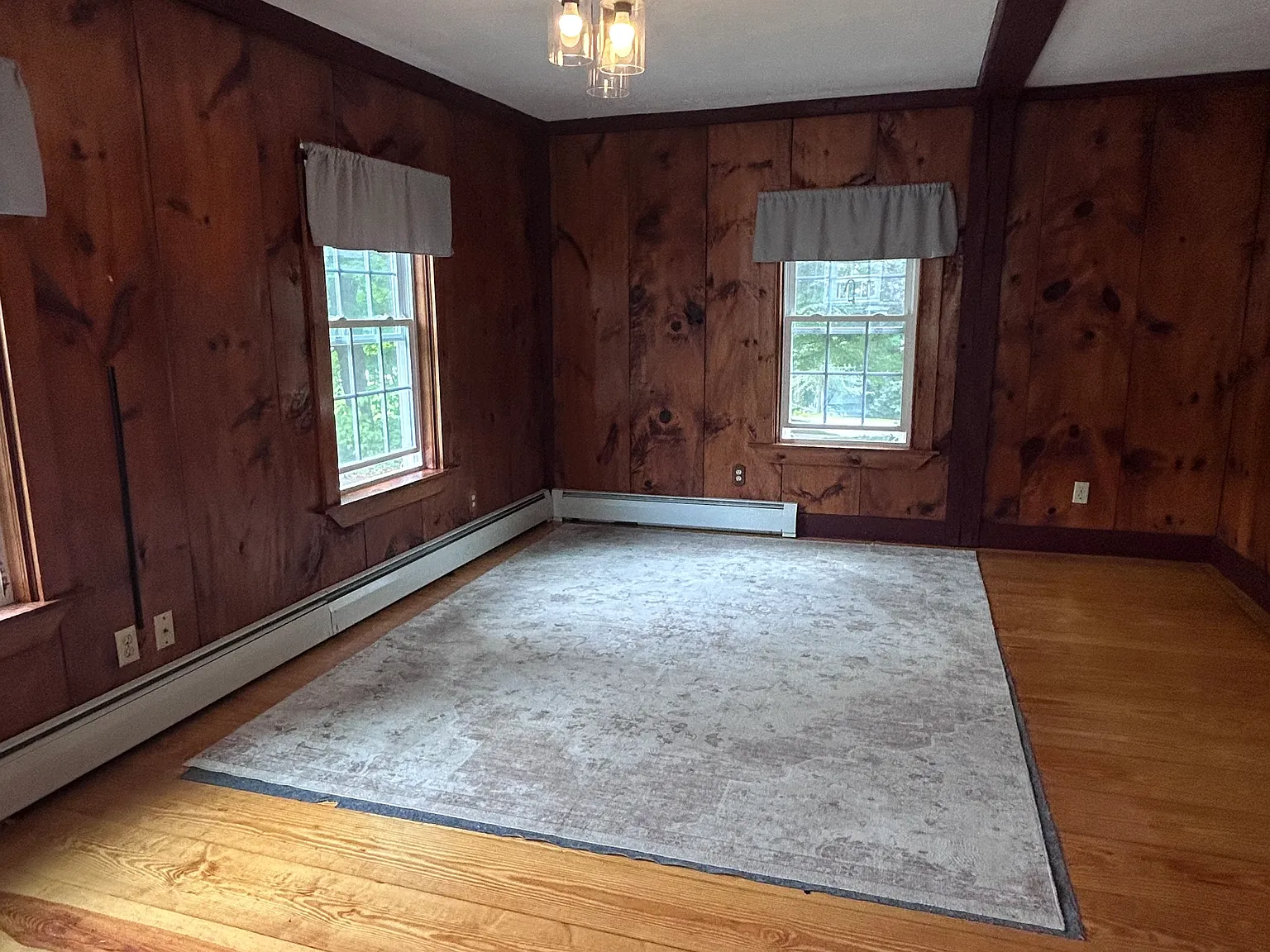 3 bed, 1200 sqft, $2,200 — Photo 4