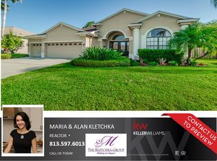 10521 Gretna Green Dr, Tampa, FL 33626