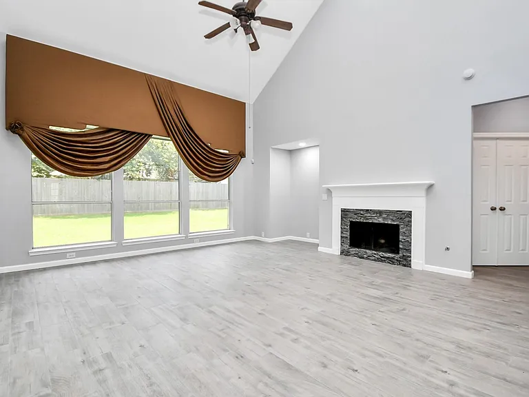 19907 Glen Lake Dr — Photo 26