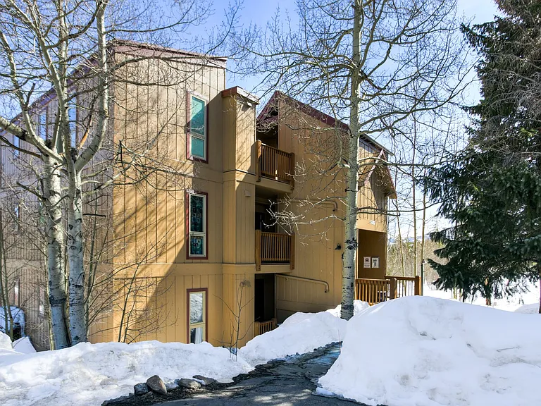21 Buffalo Dr #222 — Photo 21