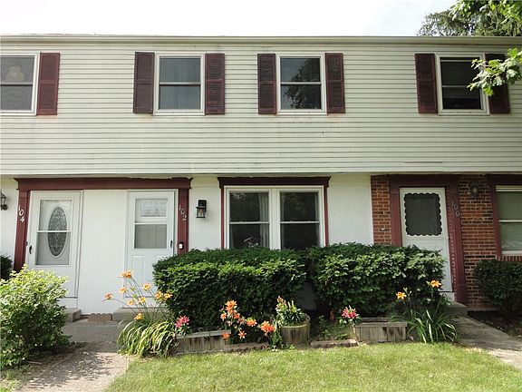 2nd image of 102 Concord Farm Rd