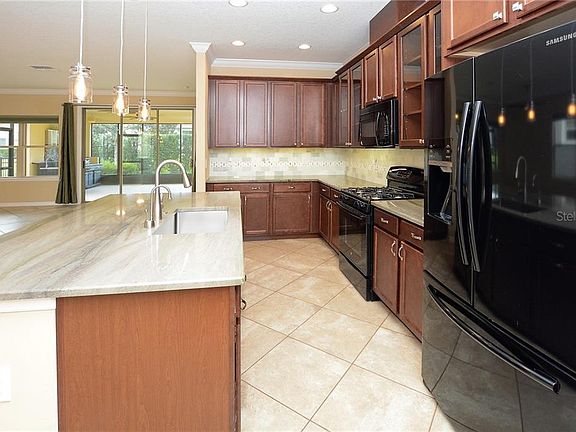 5th image of 2606 Stargrass Cir