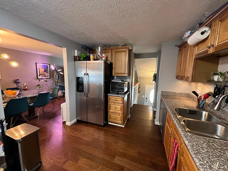 3951 Farm Brook Ln — Photo 2