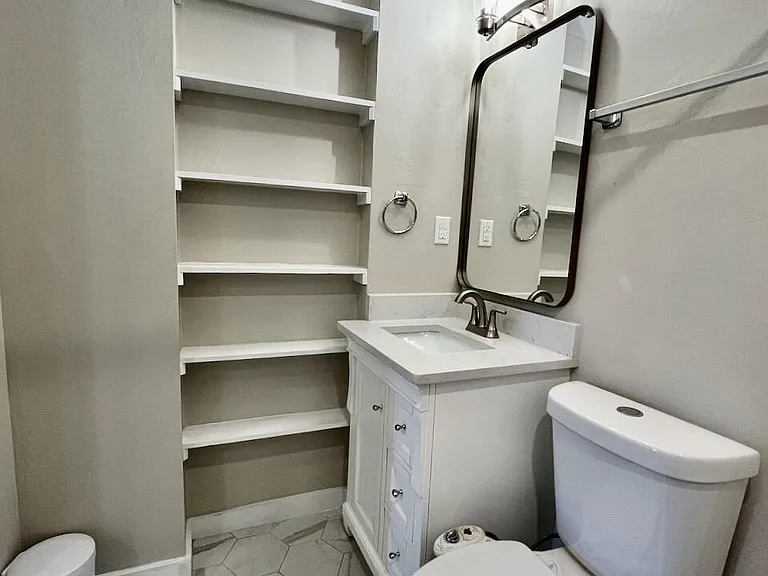 401 Blacker Ave #B — Photo 19