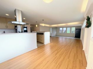 593 Uluhala St, Kailua, HI 96734