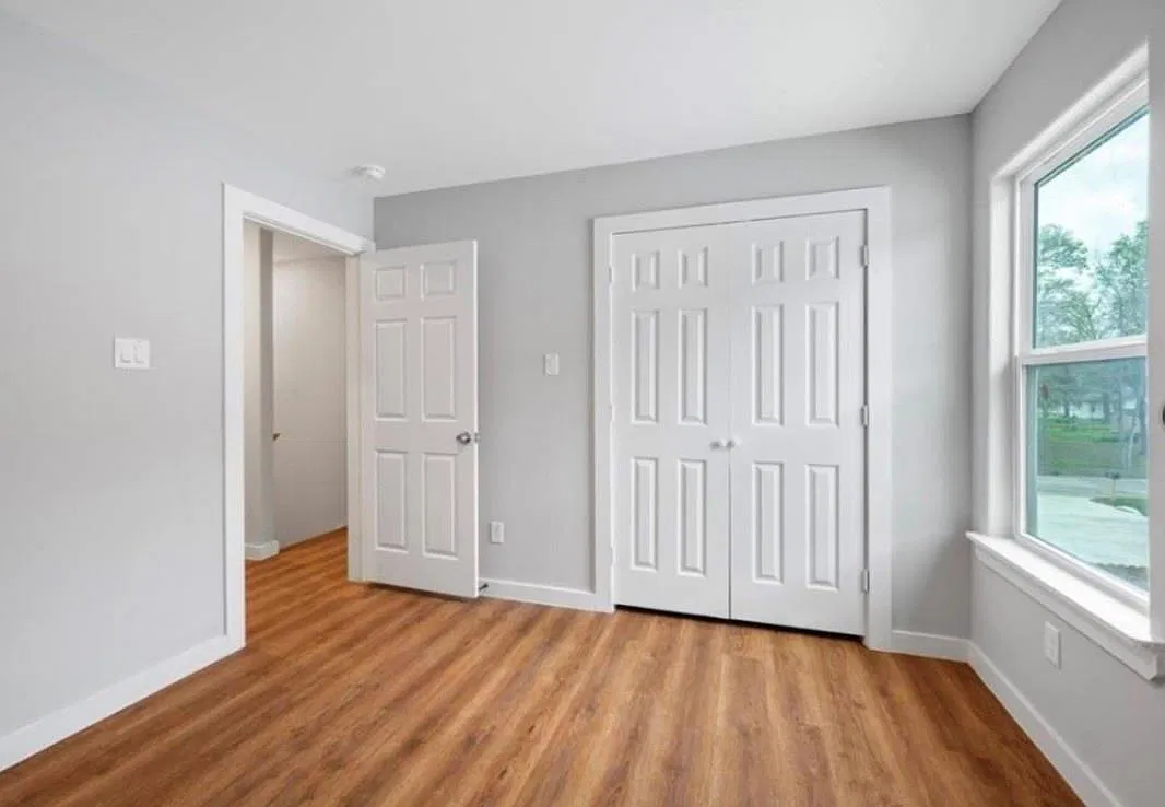 3 bed, 2.0 bath, 1140 sqft, $1,350 — Photo 3