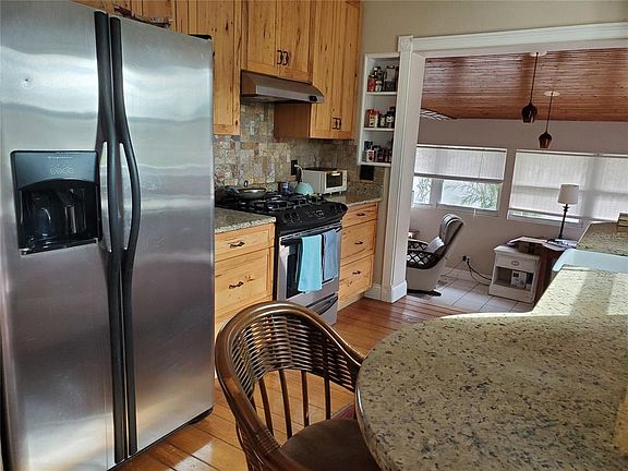 5th image of 227 Lychee Rd