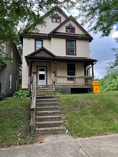 159 W 5th St Photo 1