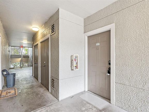 3rd image of 3325 S Kirkman Rd APT 422