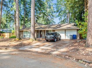 1405 166th Pl NE, Bellevue, WA