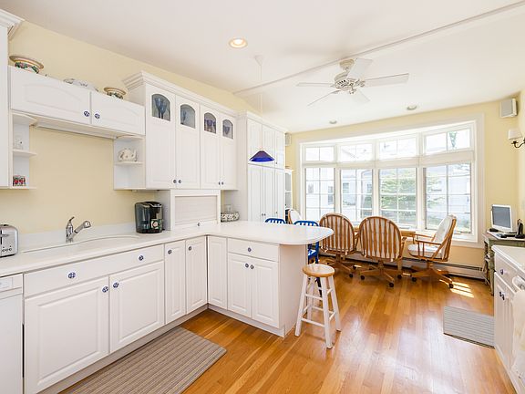 Carriage House Kitchen