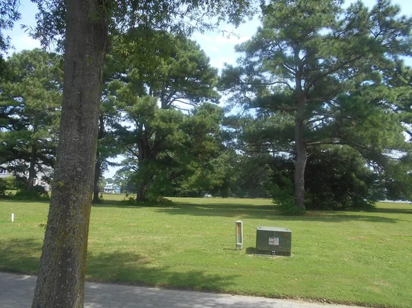 504 Fig St, Cape Charles, VA 23310