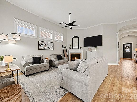 3rd image of 1229 Gold Rush Ct