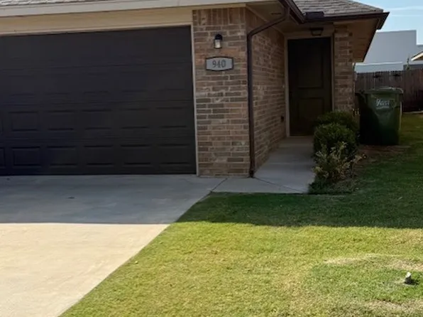 940 Coles Crk, Yukon, OK 73099