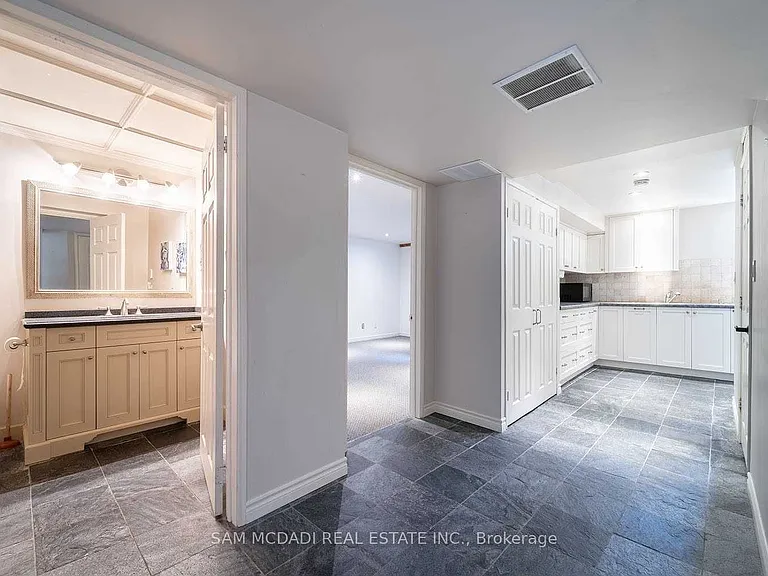 2588 Lundigan Dr #BASEMENT — Photo 8