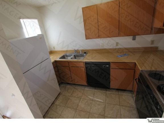 3rd image of 3321 Central Ave