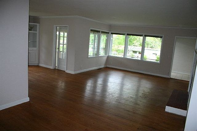 2nd image of 117 South St