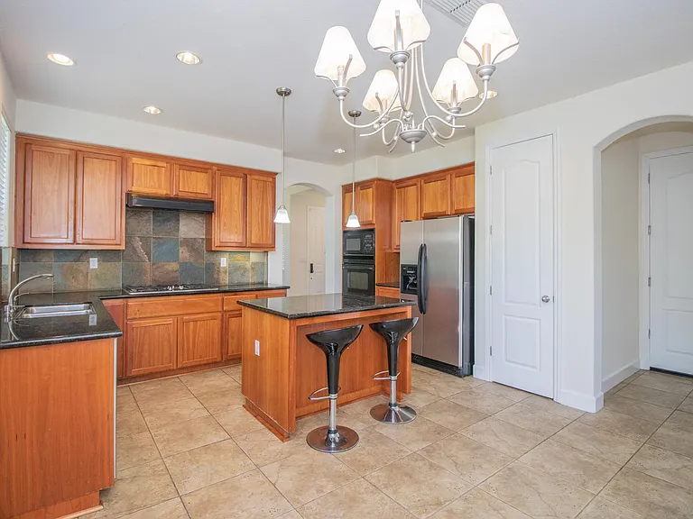 6239 Newhaven Ln — Photo 6