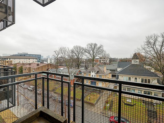 4th image of 1101 18th Ave S APT 500