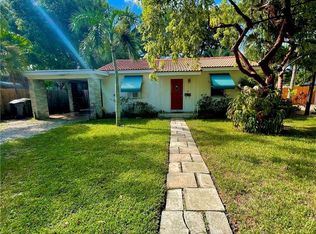 812 SW 18th Ct, Fort Lauderdale, FL 33315