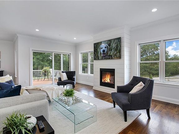 5th image of 324 Overlook Ct #46