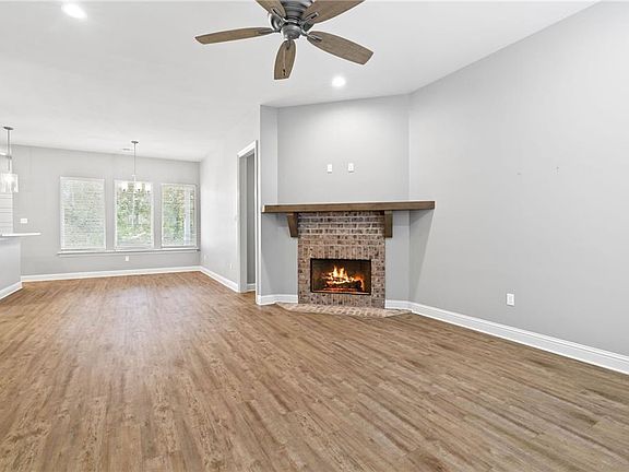 3rd image of 71077 Shady Lake Dr