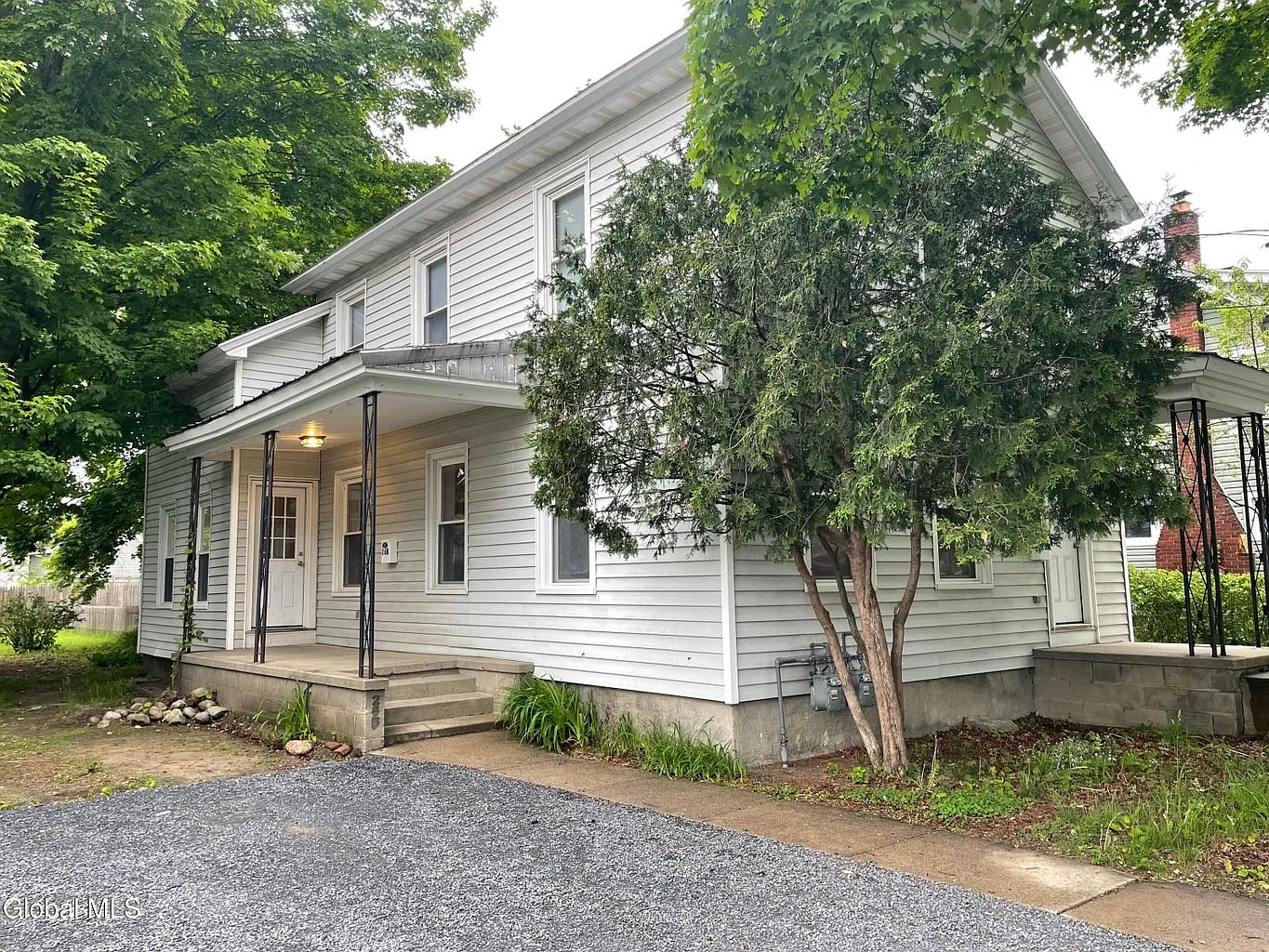 2 bed, $1,800 — Photo 1