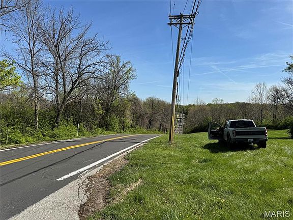 3rd image of 689/AC Dunn Rd