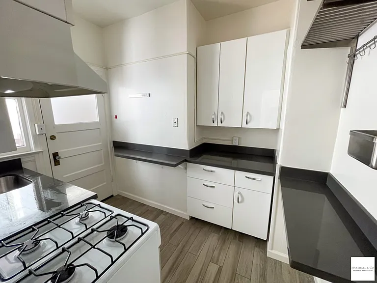 3904 Cesar Chavez St — Photo 10