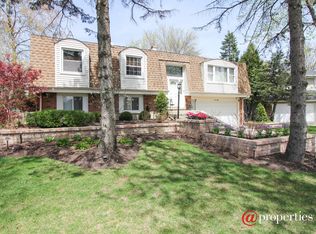 480 Middlesex Ct, Buffalo Grove, IL 60089