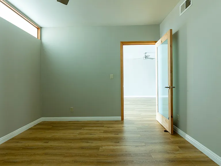 5125 Harold Way #202 — Photo 11