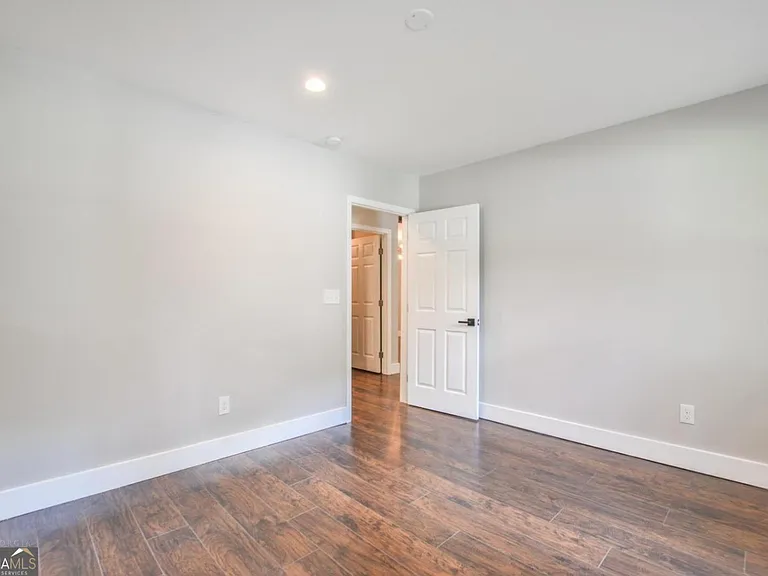 1391 Kennesaw Dr NW — Photo 13