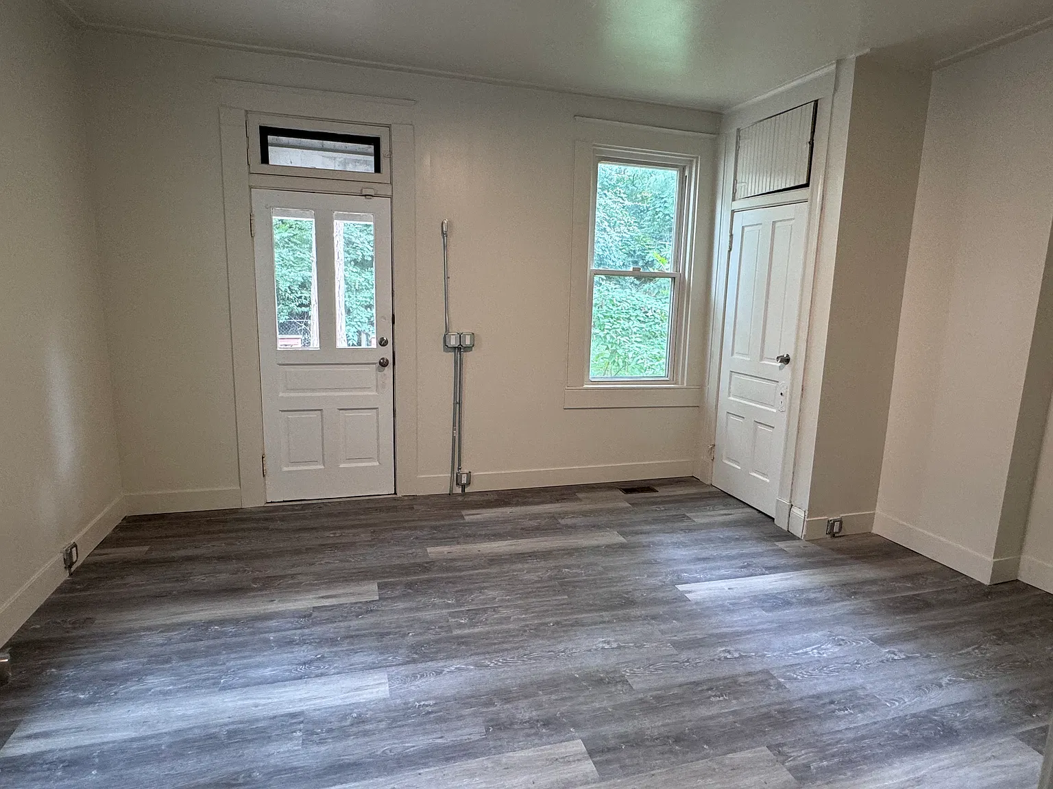 622 Riddle Rd — Photo 4