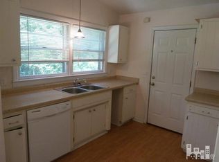 143 Long John Silver Dr, Wilmington, NC 28411