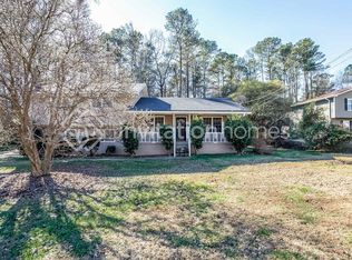 4154 Arrayro Dr, Snellville, GA 30039