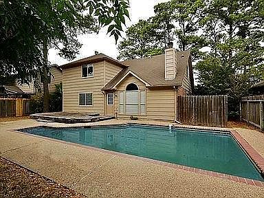 1st image of 14715 Cypress Falls Dr