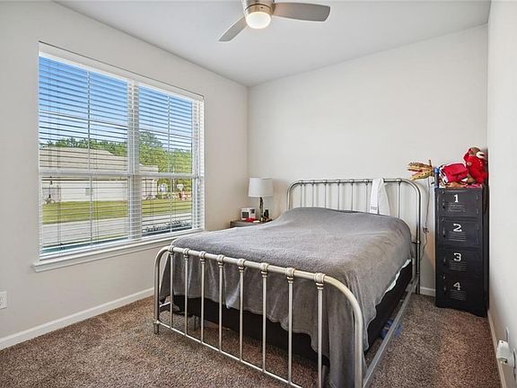 2nd image of 47519 Cathy Ln