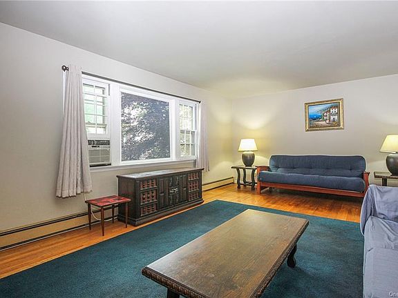 3rd image of 2 Hawley St