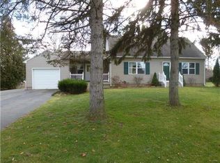 332 Whittier Rd, Spencerport, NY 14559