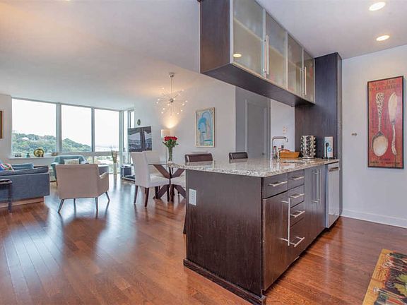 3rd image of 1610 Hudson Park #1610