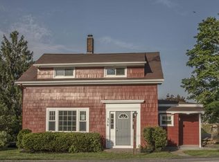 556 Pleasant St, Somerset, MA 02726