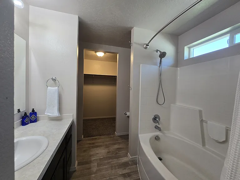 454 W Ramsbrook St — Photo 14