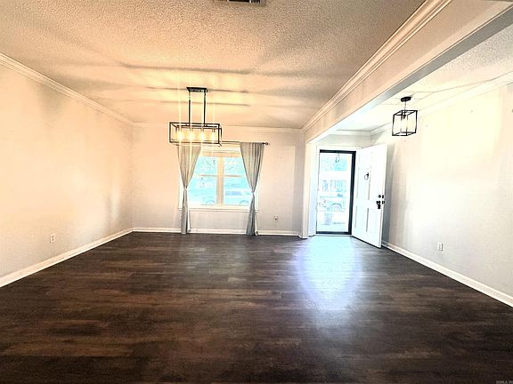 5th image of 1511 Leona Dr