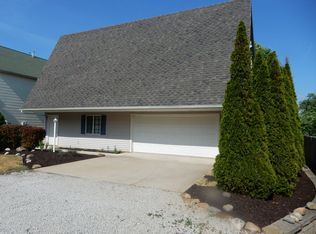 11876 N Treasure Island Rd, Cromwell, IN 46732