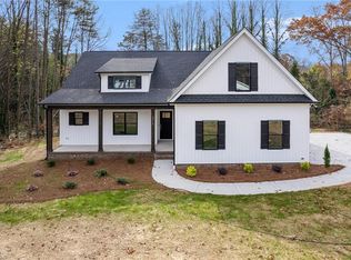 2218 Vienna Dozier Rd, Pfafftown, NC 27040