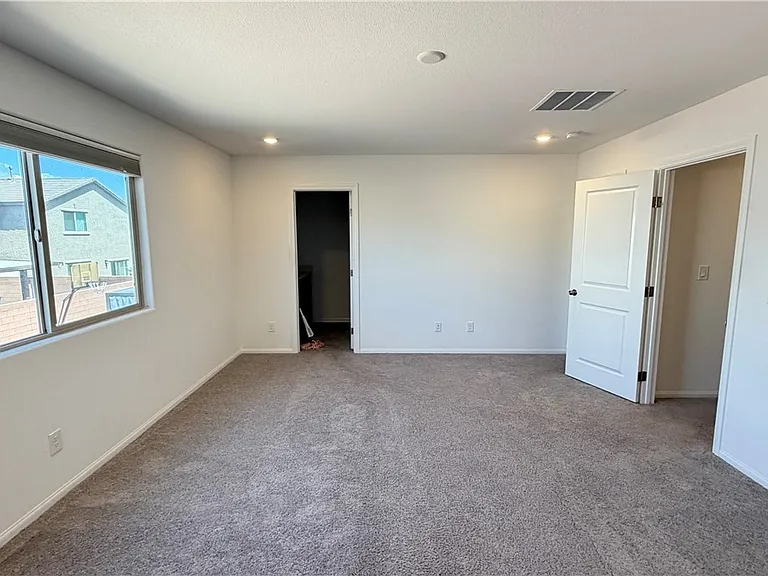 9527 Victory Wings St — Photo 28